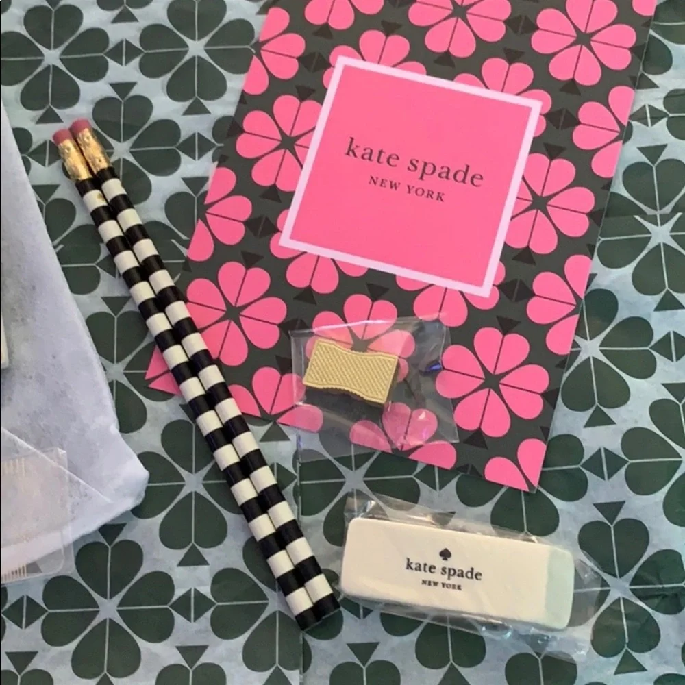 Kate Spade Graphic Golden Floral 7 Piece Pencil Pouch / Case Set.
